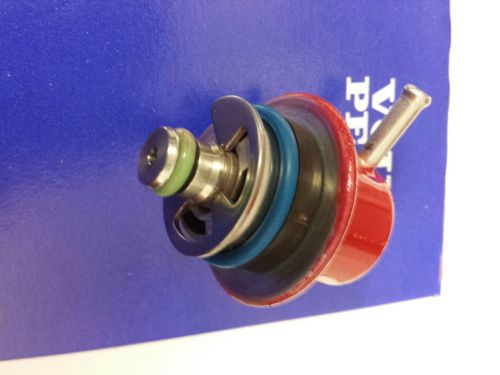 Volvo penta fuel regulator 3858967 with 21491831 e-clip !