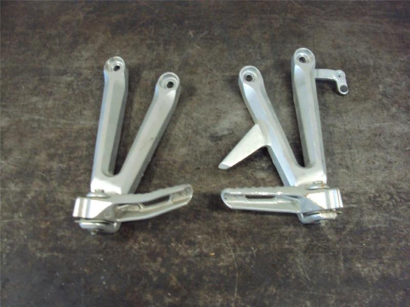 2005 05 honda cbr 1000 rr 1000rr cbr1000rr passenger pegs