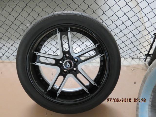 Forgiato rims and tires