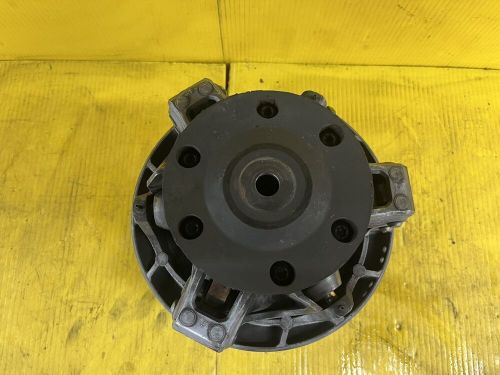 2017 ski-doo summit sp 850 primary clutch 61￼