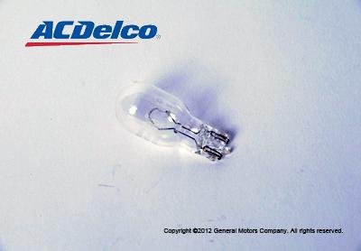 Acdelco oe service 13503360 courtesy light-liftgate courtesy light bulb