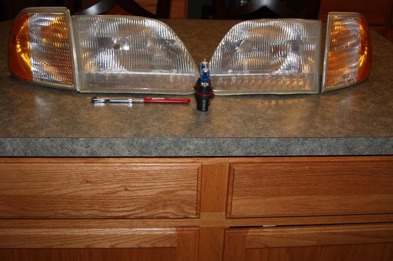 Ford truck 97-02 oem headlights-complete set w/ free tool & headlight bulbs!!