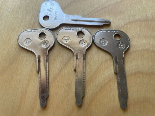 Bmw1 / b80nr key blanks. lot of four(4) blank ilco usa keys.