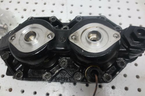 2000 evinrude v4 ficht outboard cylinder head ay 90 115hp stbd 5001258 346893