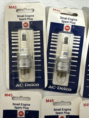 Lot of 12 ac-delco m45 spark plugs small engines