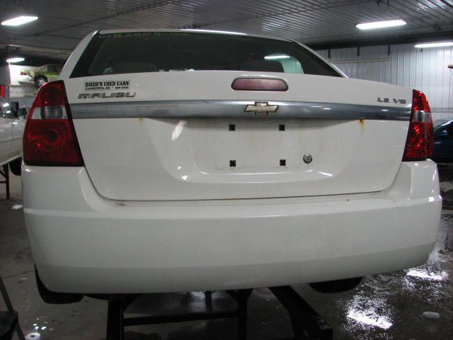 2006 chevy malibu front door left