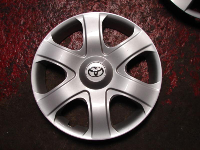 1-   16" 2009-2010 toyota matrix  6 spoke hubcap hubcaps 61149