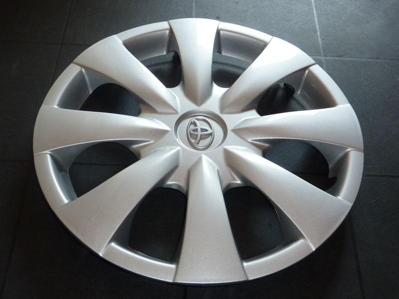 Toyota corolla hubcap wheelcover great replacement 2009-2013 retail $71 ea c5