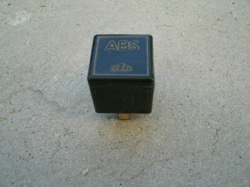 1995 jeep grand cherokee laredo abs relay 56006771