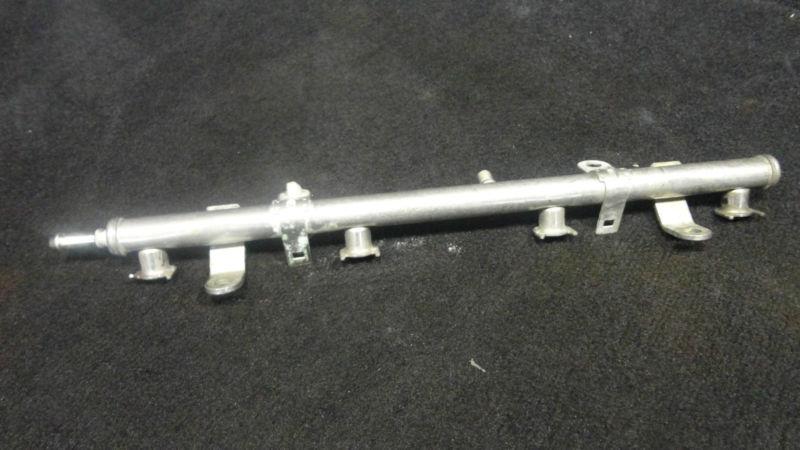 Fuel rail #63p-13160-00-00  yamaha 2006-2012 150hp  fuel injection  (557)