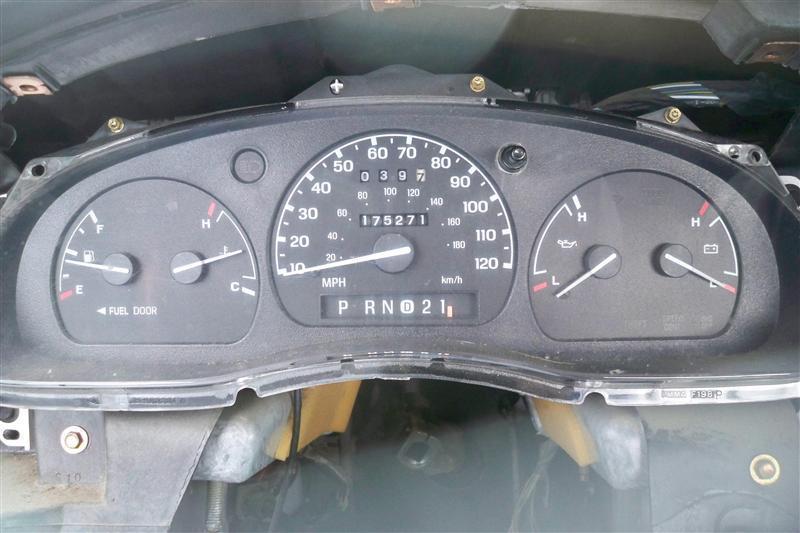 99 00 ford ranger speedometer cluster exc. electric vehicle mph w/o tach f005na