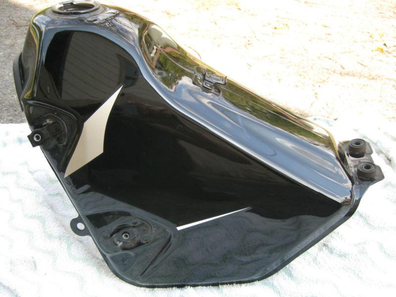 Drz 400 gas tank with cap and key 2009 stock black 