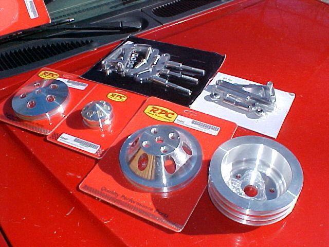 Aluminum pulleys,alternator & p.s brackets for long water pump sbc,350,305,400