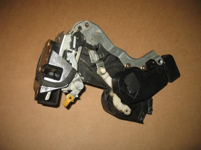 1997 1998 1999 2000 2001 lexus es300 front right passenger door lock actuator rh