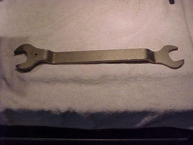 Mazda factory special tool large wrench 41mm & 46mm part number 4901-64-631a