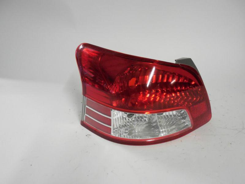 07 08 09 2010 2011 toyota yaris sedan oem left tail light nice!