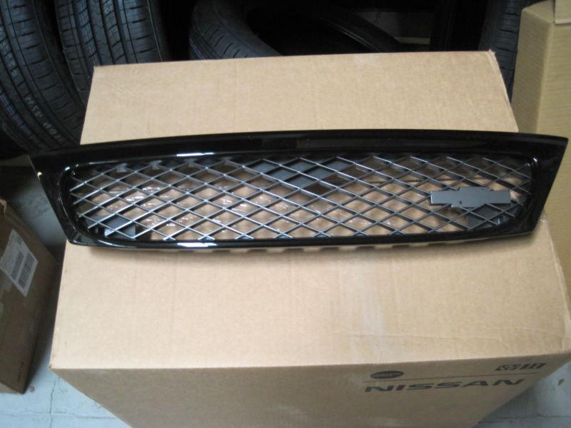 Jdm lucino front grille  b14 black with emblem oem nissan