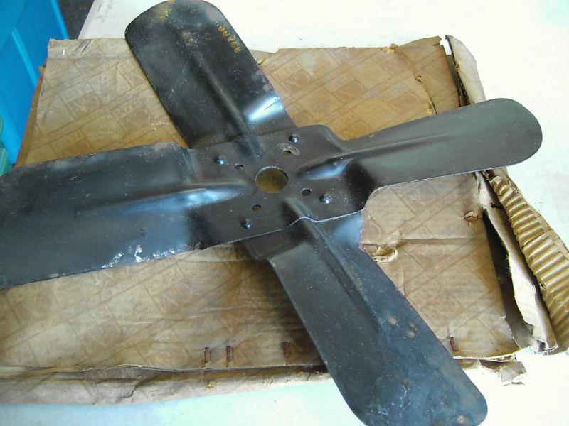 Nos 1939-1955 chevy gm fan blade