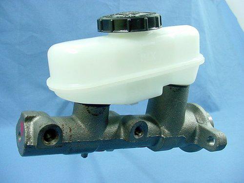 New bendix 12122 brake master cylinder 86 87 88 taurus sable 2.5l 3.0l 3.8l v6