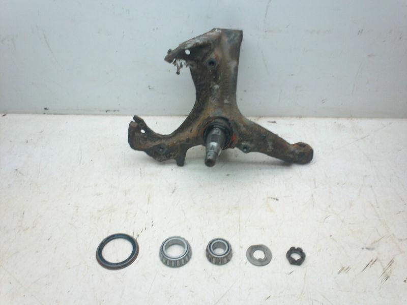 79-81 camaro firebird passenger front spindle / nuckle right side knuckle