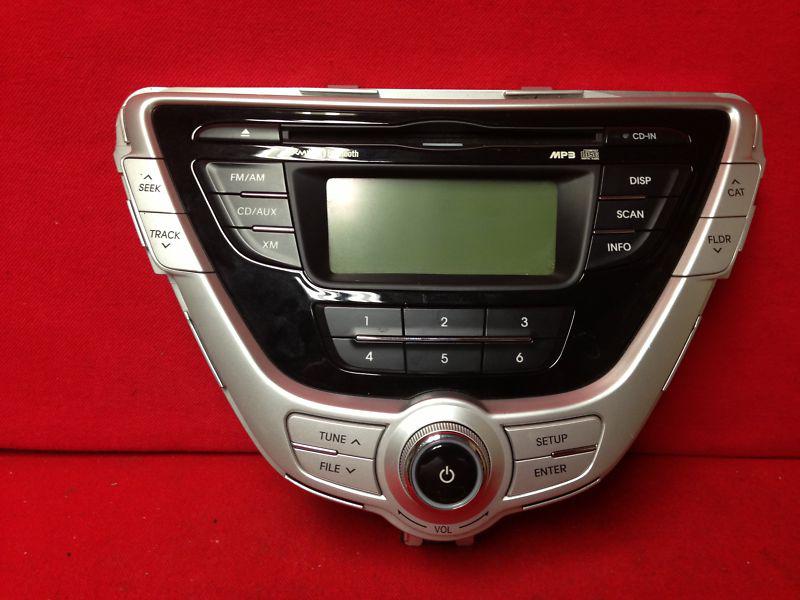 2011 2012 hyundai elantra radio control face plate bezel xm mp3 oem