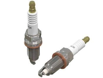 Ngk spark plug bpz8hs-15 3180