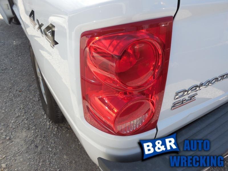 Left taillight for 05 06 07 08 09 10 11 dodge dakota ~ 4875615