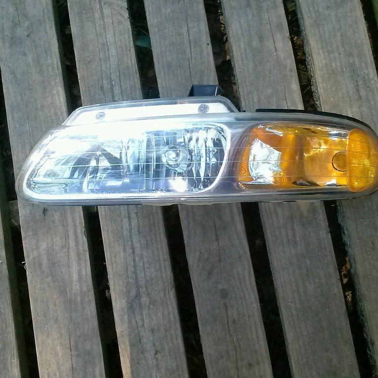 1998 dodge caravan left side headlamp