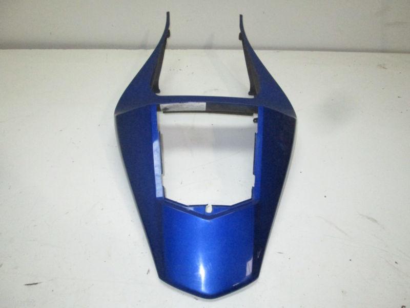 Yamaha 2000 r1 yzf rear seat cowl