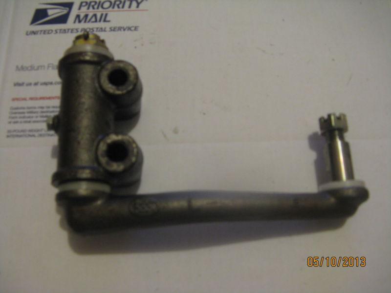 Ford  courrier mazda pick-up  1972 - 1981  new  idler  arm  made in japan  rare