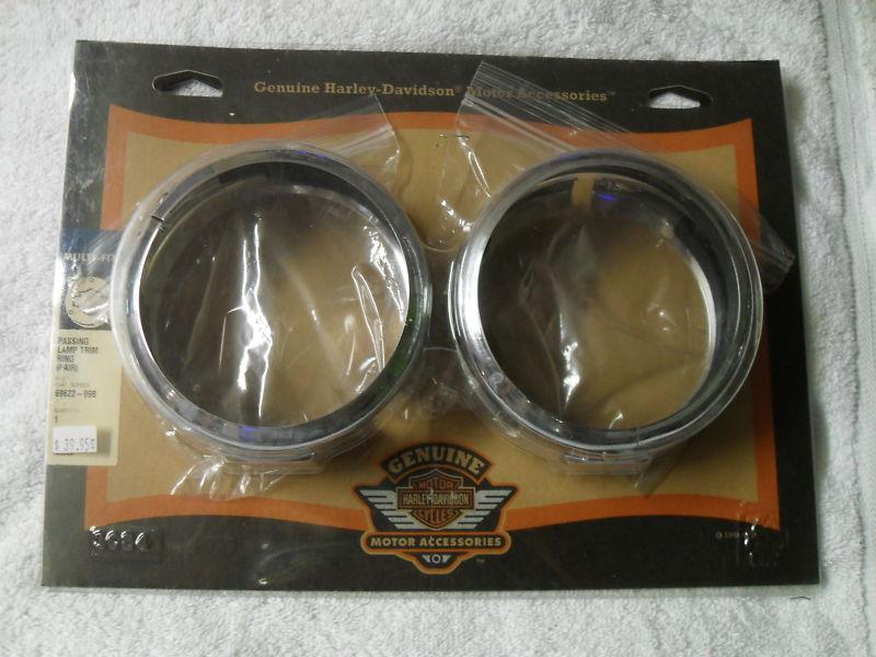 Harley davidson passing lamp trim rings