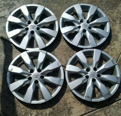 Set of 4 toyota oem 16&#034; corolla hubcap wheel cover  original factory nice