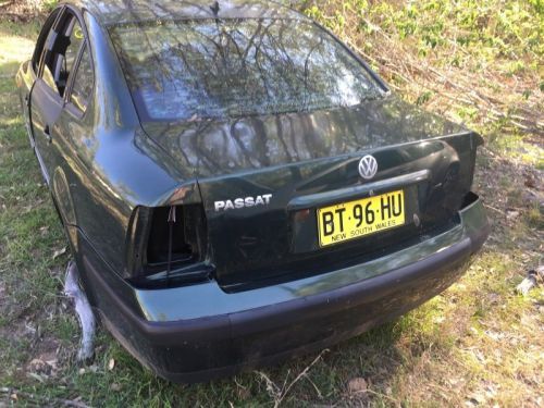 1998 vw passat  lh passengers rear window #c333