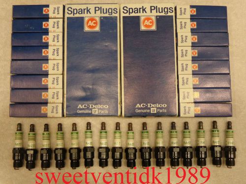 ‘nos’ ac-r45t spark plugs......16 pieces......4 green rings.....gm vehicles..etc