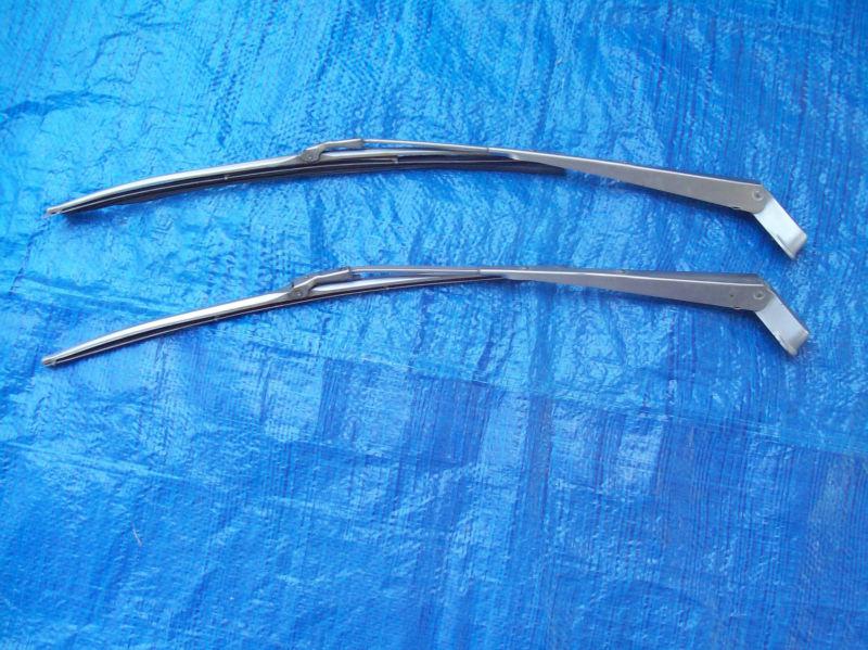 1965 66  67 68 69 70 71 1972 ford truck mustang cougar wiper arm / bracket