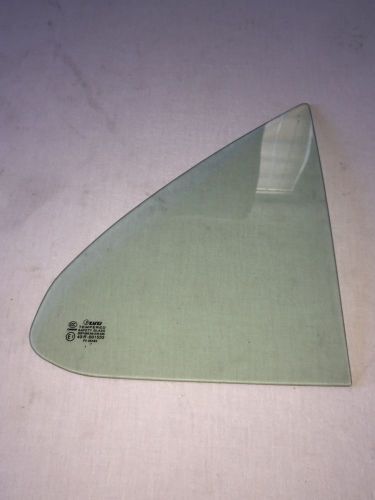 95-99&#039; nissan sentra right/passenger vent glass