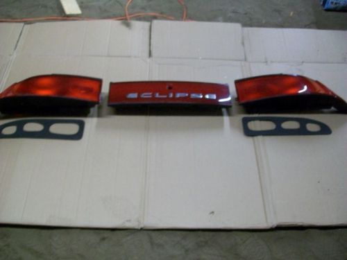 1995-1998 mitsubishi eclipse 3) rear lights very nice used