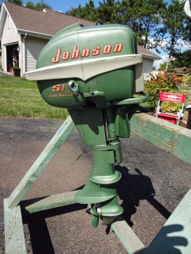 1950&#039;s johnson seahorse 5 1/2hp outboard motor. cd-12. super clean.