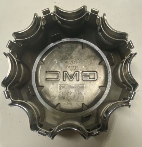 2011-2018 gmc sierra 2500 3500 srw factory chrome center hub cap gm 9597794 oem