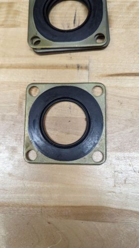 Ezgo rear axle oil seal retainer 21559g1