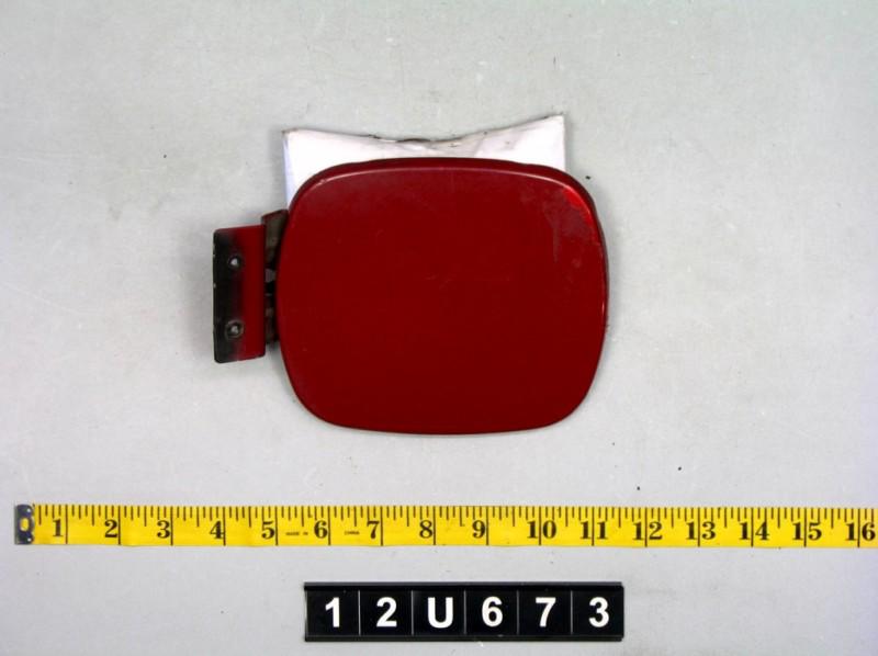 98 saturn s series fuel filler door lid gas tank cover cap oem maroon 12u673