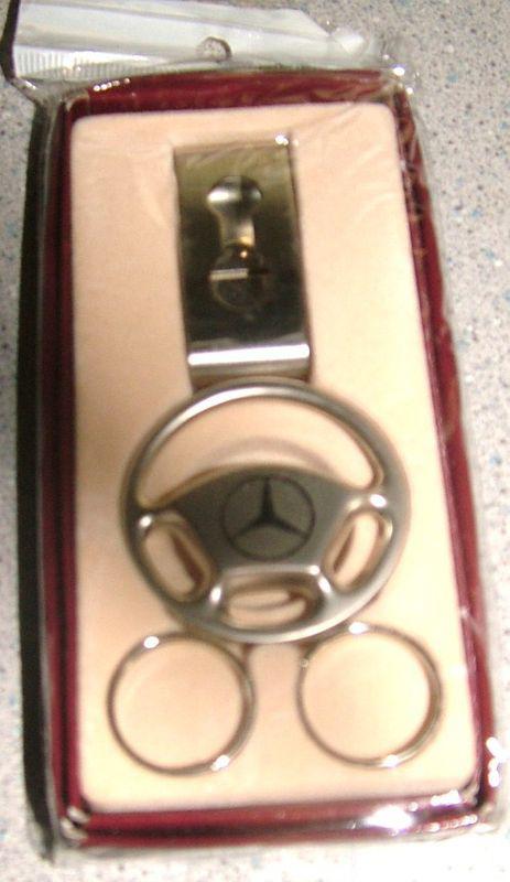 Mercedes keychain key fob new in gift box