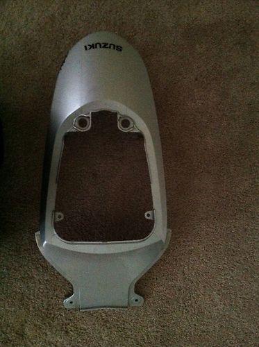 2007 silver suzuki gsxr 600 rear/tail fairing