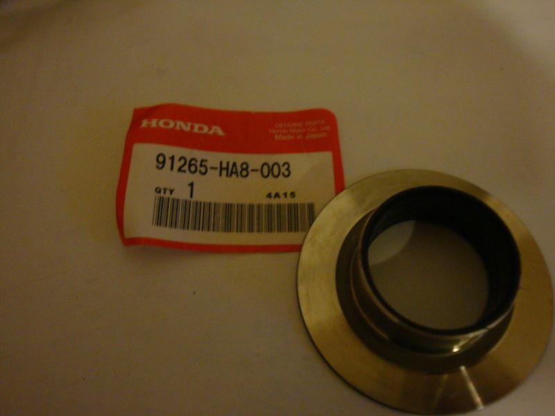 Nos honda 1985-1987 trx250 1987-2006 trx350  ring side seal 91265-ha8-003