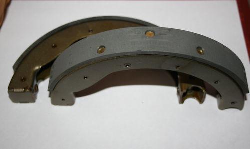 Harley panhead shovelhead front brake shoes new (717)