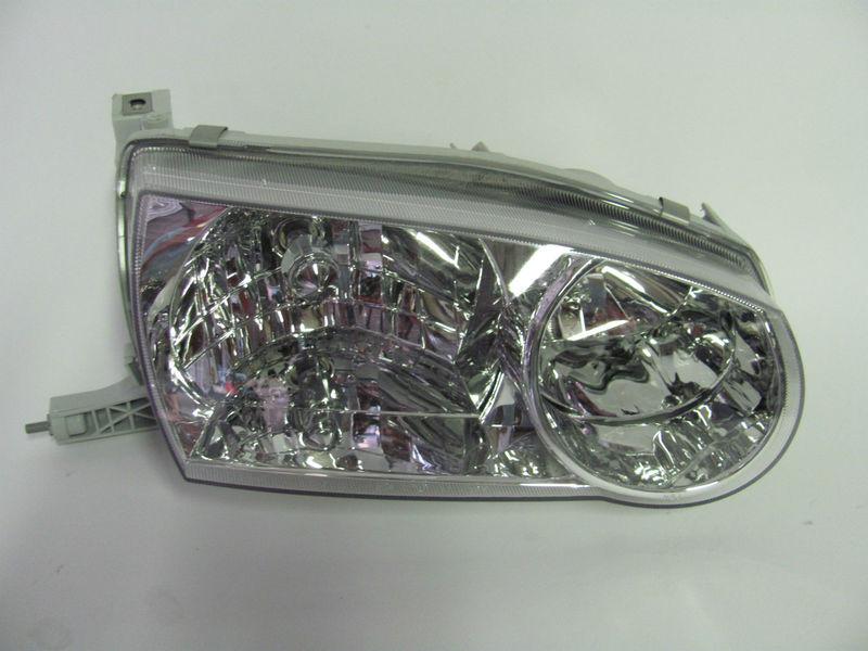 01 02 toyota corolla right headlight nice!