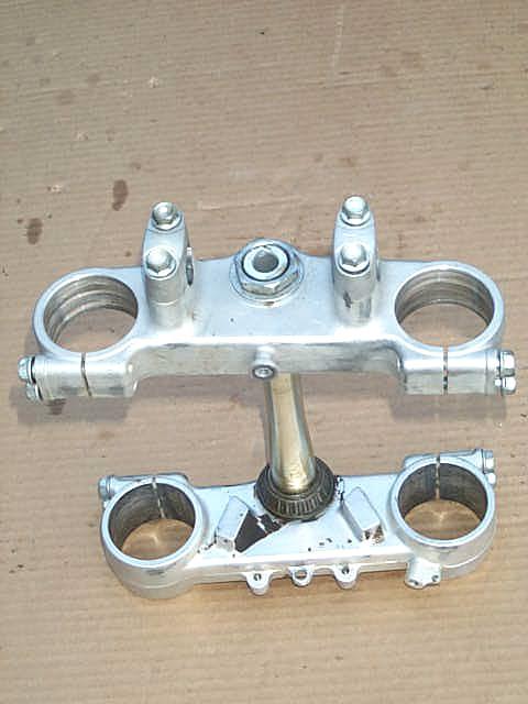 1998 honda cr250 stock triple tree clamps w steering stem bar mounts cr 125 250