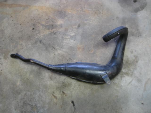 1980 suzuki rm125 - exhaust pipe