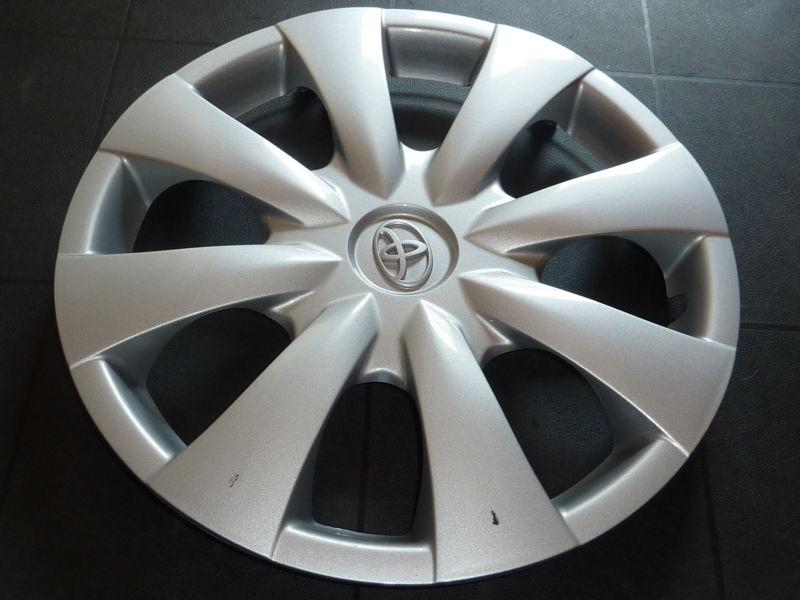 Toyota corolla hubcap wheelcover great replacement 2009-2013 retail $71 ea c6