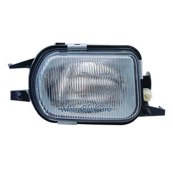 01-04 benz c class w203 fog lamp light passenger right